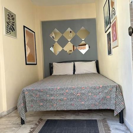 Tiny Loft Studio In The Heart Of Thessaloniki,17 Square Meters,On The Terrace Of The Building Buitenkant foto